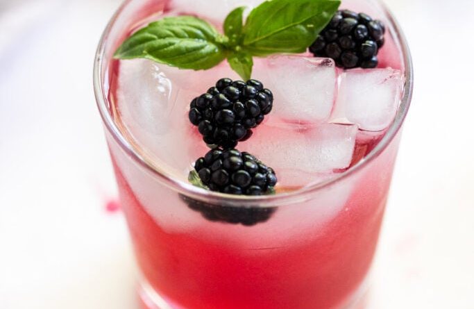 How to Make Homemade Blackberry Syrup